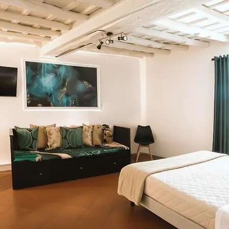 Le Clarisse Pigna Apartment-2