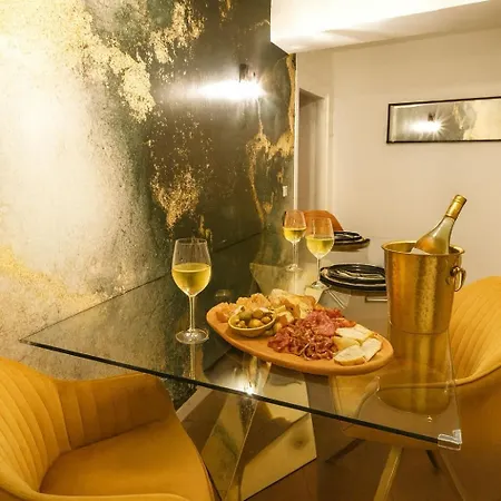 Le Clarisse Pigna Apartment-3